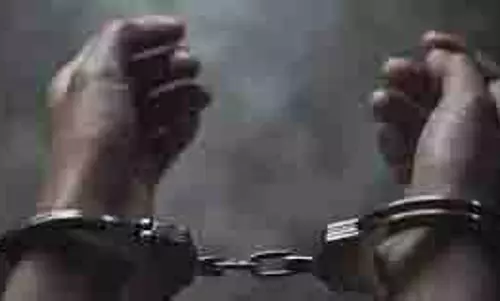 Gurugram पुलिस के साथ मुठभेड़ के बाद बंबीहा गिरोह के दो बदमाश गिरफ्तार Gurugram पुलिस के साथ मुठभेड़ के बाद बंबीहा गिरोह के दो बदमाश गिरफ्तार