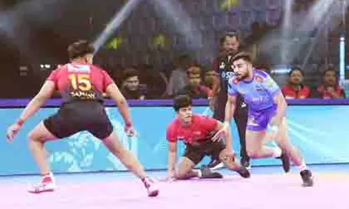 PKL 12 में आत्मविश्वास से भरे बेंगलुरु बुल्स के कोच PKL 12 में आत्मविश्वास से भरे बेंगलुरु बुल्स के कोच