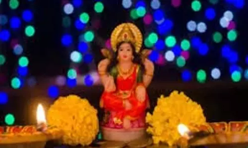 Diwali 2025: प्रदोष काल से वृषभ काल तक करें मां लक्ष्मी की पूजा — जानिए शुभ मुहूर्त