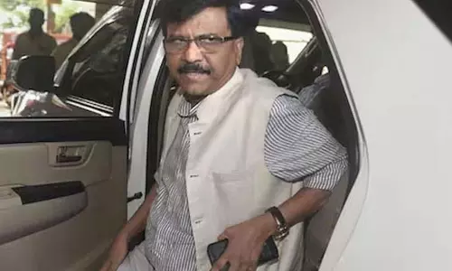 सांसद Sanjay Raut की तबीयत बिगड़ी, मुंबई के फोर्टिस अस्पताल में भर्ती सांसद Sanjay Raut की तबीयत बिगड़ी, मुंबई के फोर्टिस अस्पताल में भर्ती
