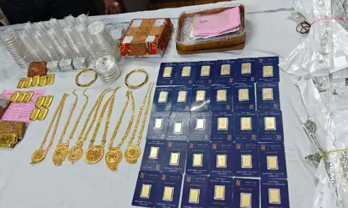 BIG BREAKING: RPF ने किया बिलासपुर-ईतवारी इंटरसिटी एक्सप्रेस से करोड़ों का सोने-चांदी बरामद BIG BREAKING: RPF ने किया बिलासपुर-ईतवारी इंटरसिटी एक्सप्रेस से करोड़ों का सोने-चांदी बरामद
