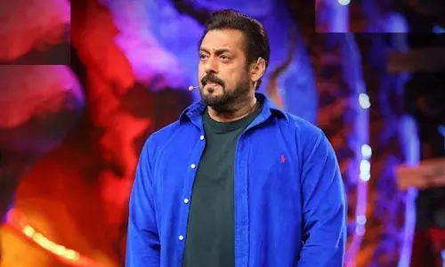 बिग बॉस 19 वीकेंड का वार: Salman Khan ने अभिनव कश्यप पर कसा तंज, बोले- नाम लेकर सुर्खियां मत बटोरिए बिग बॉस 19 वीकेंड का वार: Salman Khan ने अभिनव कश्यप पर कसा तंज, बोले- नाम लेकर सुर्खियां मत बटोरिए