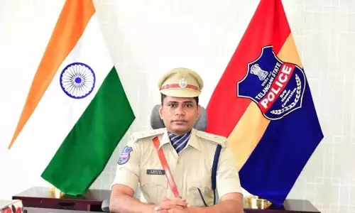 गड़वाल पुलिस विभाग ने फोटोग्राफी, लघु फिल्म और निबंध प्रतियोगिताओं की घोषणा गड़वाल पुलिस विभाग ने फोटोग्राफी, लघु फिल्म और निबंध प्रतियोगिताओं की घोषणा