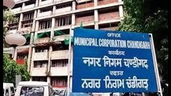 Chandigarh MC विज्ञापनों के माध्यम से पांच राउंडअबाउट के रखरखाव से लगभग ₹2 करोड़ कमाएगा Chandigarh MC विज्ञापनों के माध्यम से पांच राउंडअबाउट के रखरखाव से लगभग ₹2 करोड़ कमाएगा