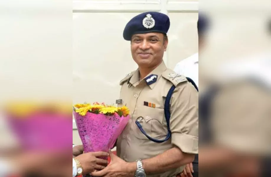 शत्रुजीत सिंह कपूर को छुट्टी पर भेजने के बाद IPS ओपी सिंह बने कार्यकारी डीजीपी शत्रुजीत सिंह कपूर को छुट्टी पर भेजने के बाद IPS ओपी सिंह बने कार्यकारी डीजीपी