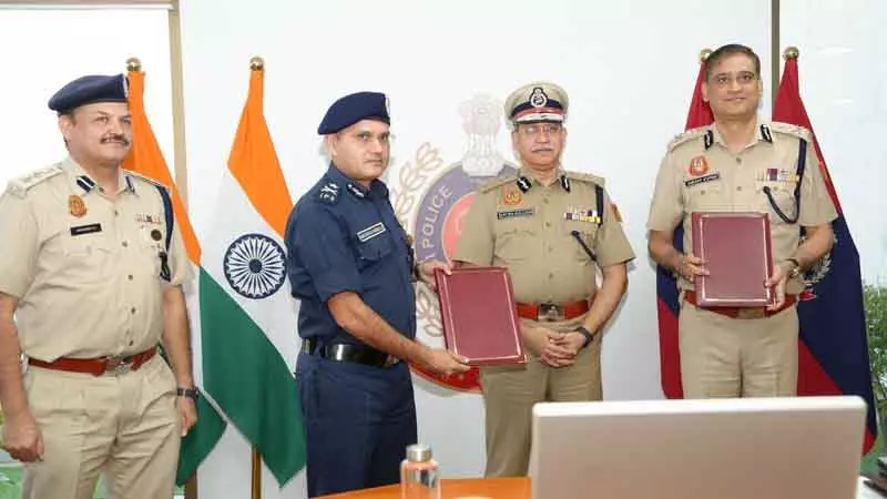 आपदा प्रशिक्षण के लिए दिल्ली पुलिस और NDRF ने MoU नवीनीकृत किया आपदा प्रशिक्षण के लिए दिल्ली पुलिस और NDRF ने MoU नवीनीकृत किया