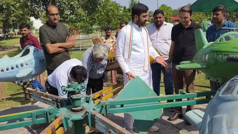 कैथल विधायक सुरजेवाला कहते हैं, बच्चों का पार्क, बिदकियार झील उपेक्षा का प्रतीक कैथल विधायक सुरजेवाला कहते हैं, बच्चों का पार्क, बिदकियार झील उपेक्षा का प्रतीक