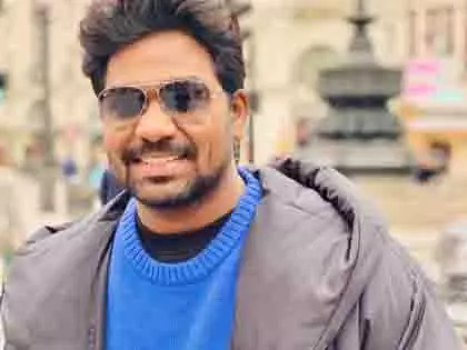 Zakir Khan बोले – दौरे ने दी ज़िंदगी की सबसे कठिन सीखें Zakir Khan बोले – दौरे ने दी ज़िंदगी की सबसे कठिन सीखें