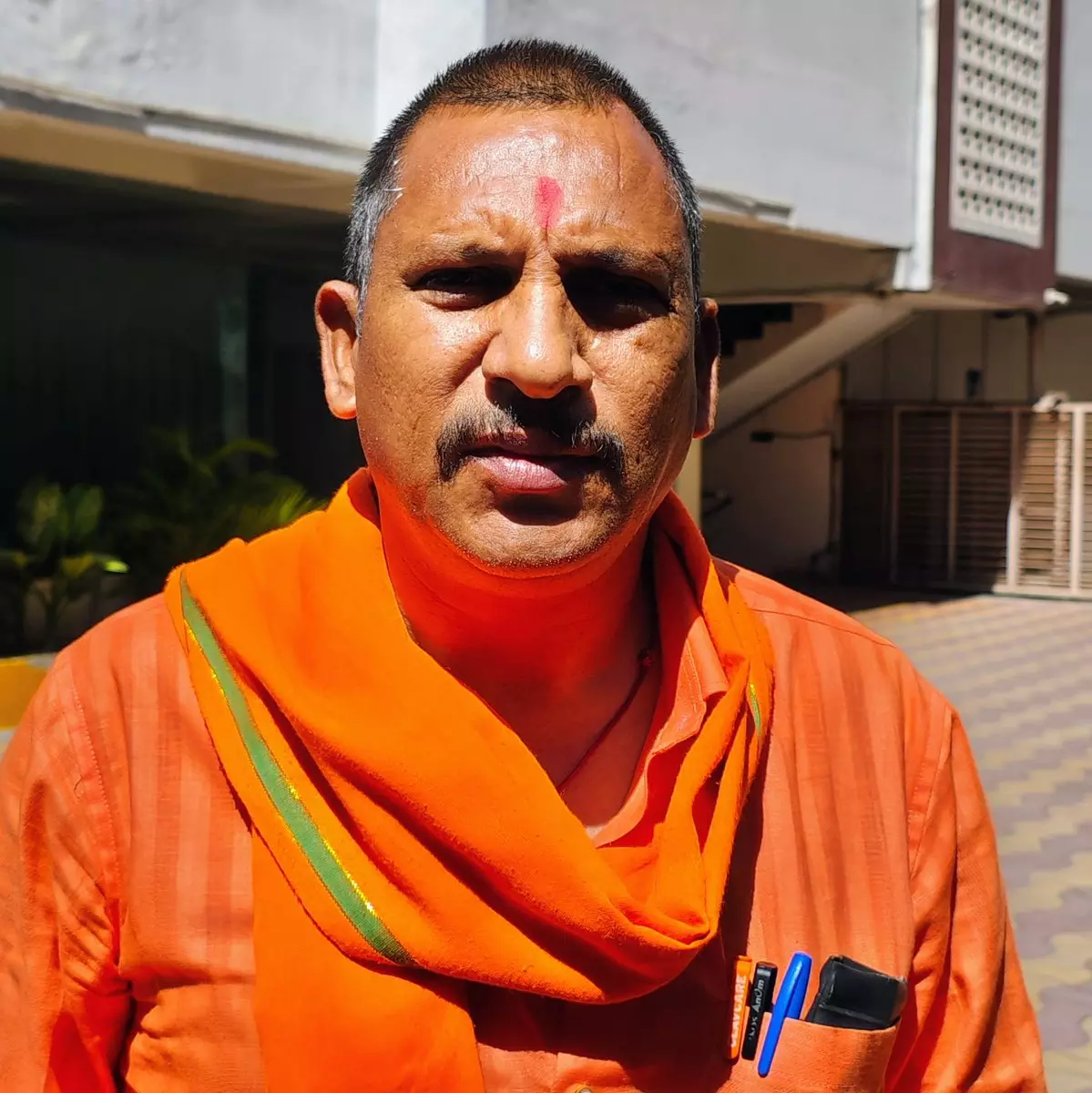 Lucknow: आजम को Y-श्रेणी सुरक्षा, शिशिर चतुर्वेदी ने किए तीखे सवाल Lucknow: आजम को Y-श्रेणी सुरक्षा, शिशिर चतुर्वेदी ने किए तीखे सवाल