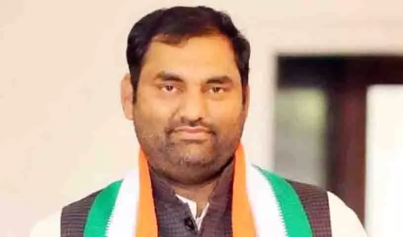 जडचेरला MLA अनिरुद्ध रेड्डी ने निर्वाचन क्षेत्र के विकास के लिए अधिक धनराशि की मांग की जडचेरला MLA अनिरुद्ध रेड्डी ने निर्वाचन क्षेत्र के विकास के लिए अधिक धनराशि की मांग की