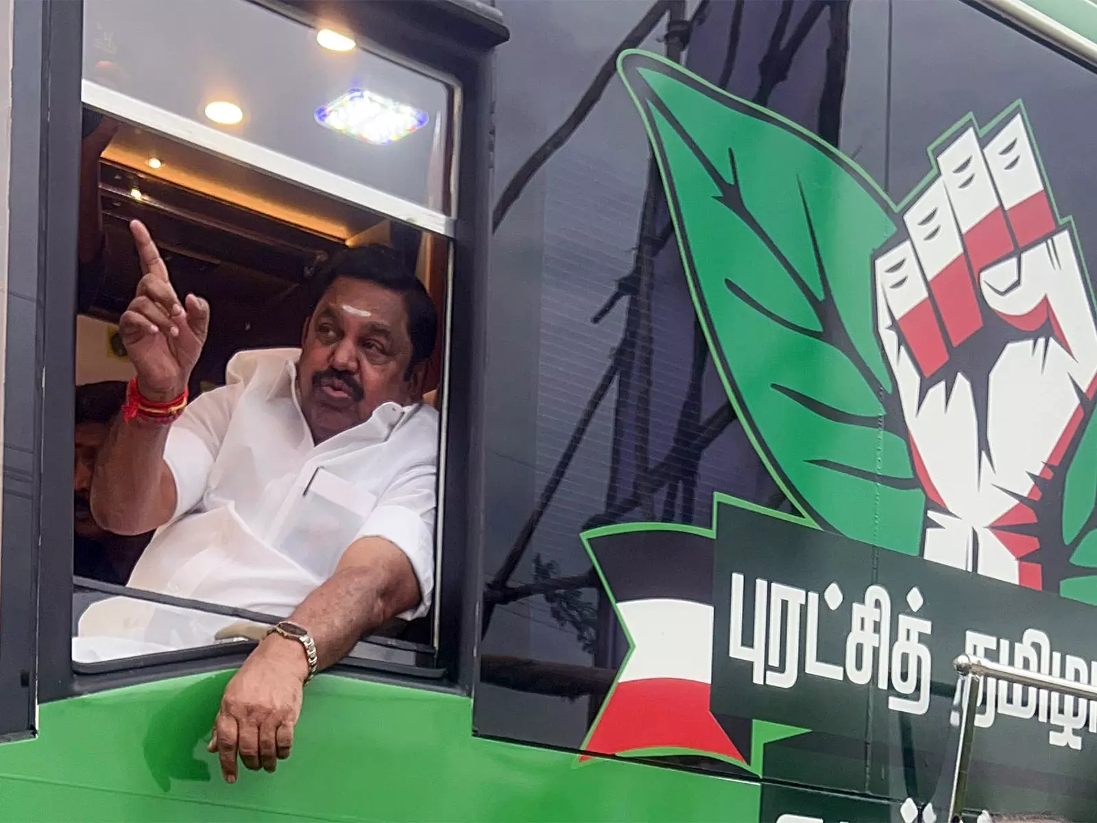 तमिलनाडु विधानसभा का विशेष सत्र: करूर भगदड़ की घटना पर AIADMK ला सकती है ध्यानाकर्षण प्रस्ताव तमिलनाडु विधानसभा का विशेष सत्र: करूर भगदड़ की घटना पर AIADMK ला सकती है ध्यानाकर्षण प्रस्ताव