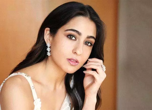 सारा अली खान ने Bollywood के दबाव के बीच मानसिक स्वास्थ्य को प्राथमिकता देने पर खुलकर बात की सारा अली खान ने Bollywood के दबाव के बीच मानसिक स्वास्थ्य को प्राथमिकता देने पर खुलकर बात की