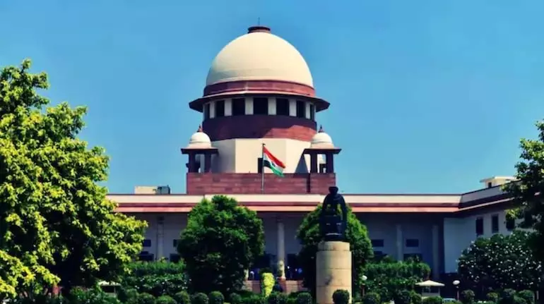 SC ने करूर भगदड़ की सीबीआई जांच का आदेश क्यों दिया? SC ने करूर भगदड़ की सीबीआई जांच का आदेश क्यों दिया?