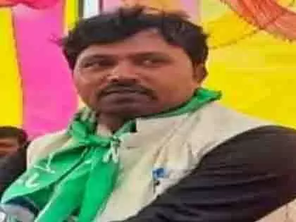 पलामू में जमीन विवाद में JMM नेता की हत्या, आरोपी फरार पलामू में जमीन विवाद में JMM नेता की हत्या, आरोपी फरार