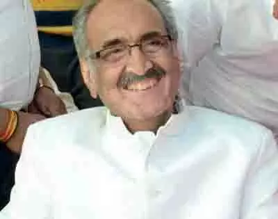 Rajasthan: सैनिक के अंतिम संस्कार में शामिल भाजपा नेता अस्पताल में भर्ती Rajasthan: सैनिक के अंतिम संस्कार में शामिल भाजपा नेता अस्पताल में भर्ती