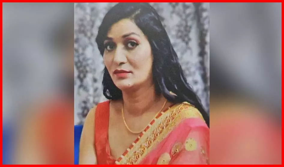 गैंगस्टर पत्नी का मर्डर, गैंगस्टर पति ने उतारा मौत के घाट, इलाके में हड़कंप गैंगस्टर पत्नी का मर्डर, गैंगस्टर पति ने उतारा मौत के घाट, इलाके में हड़कंप