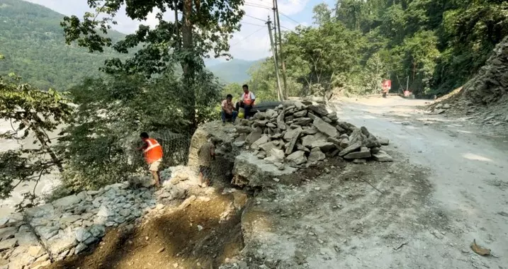NH-10 मरम्मत के लिए 16 अक्टूबर तक बंद रहेगा NH-10 मरम्मत के लिए 16 अक्टूबर तक बंद रहेगा