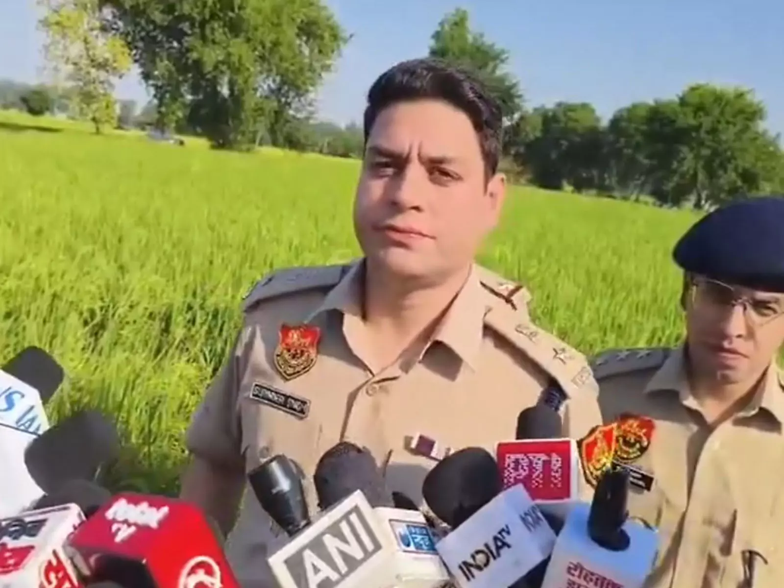 IPS अधिकारी की मौत की जांच के बीच रोहतक में ASI रहस्यमय परिस्थितियों में मृत मिला IPS अधिकारी की मौत की जांच के बीच रोहतक में ASI रहस्यमय परिस्थितियों में मृत मिला