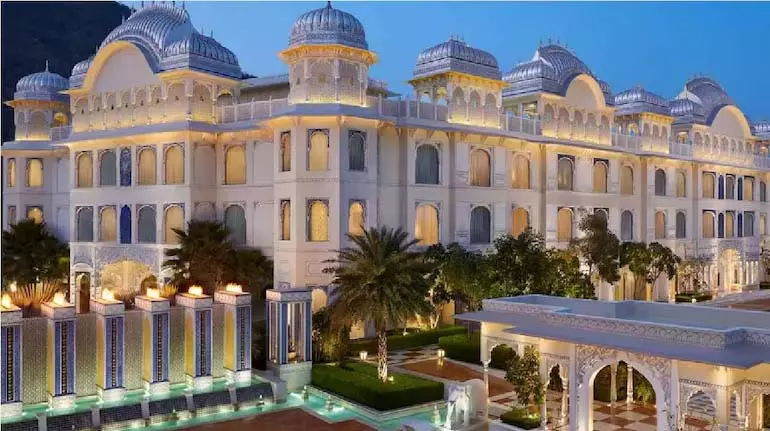 Leela Palaces ने दूसरी तिमाही में 75 करोड़ रुपये का शुद्ध लाभ कमाया Leela Palaces ने दूसरी तिमाही में 75 करोड़ रुपये का शुद्ध लाभ कमाया