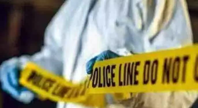 JAMMU: माली पर धारदार हथियार से हमला, अस्पताल में भर्ती JAMMU: माली पर धारदार हथियार से हमला, अस्पताल में भर्ती