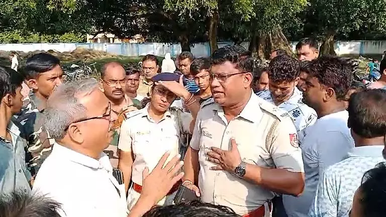 Ambulance के लिए 90 मिनट इंतजार करने के बाद मां की मौत Ambulance के लिए 90 मिनट इंतजार करने के बाद मां की मौत
