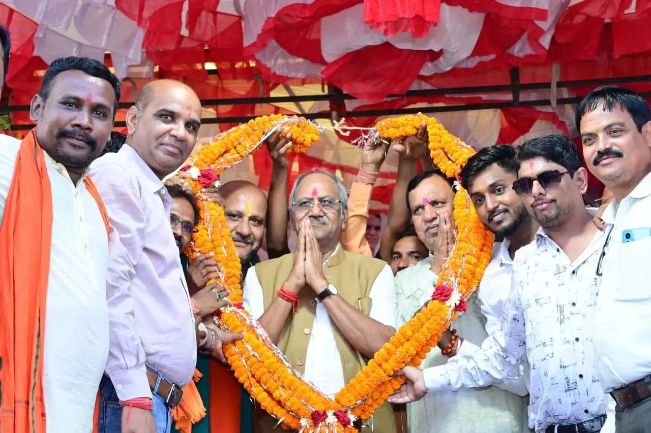 सिमगा में सांसद खेल महोत्सव का आयोजन, सांसद बृजमोहन अग्रवाल हुए शामिल सिमगा में सांसद खेल महोत्सव का आयोजन, सांसद बृजमोहन अग्रवाल हुए शामिल