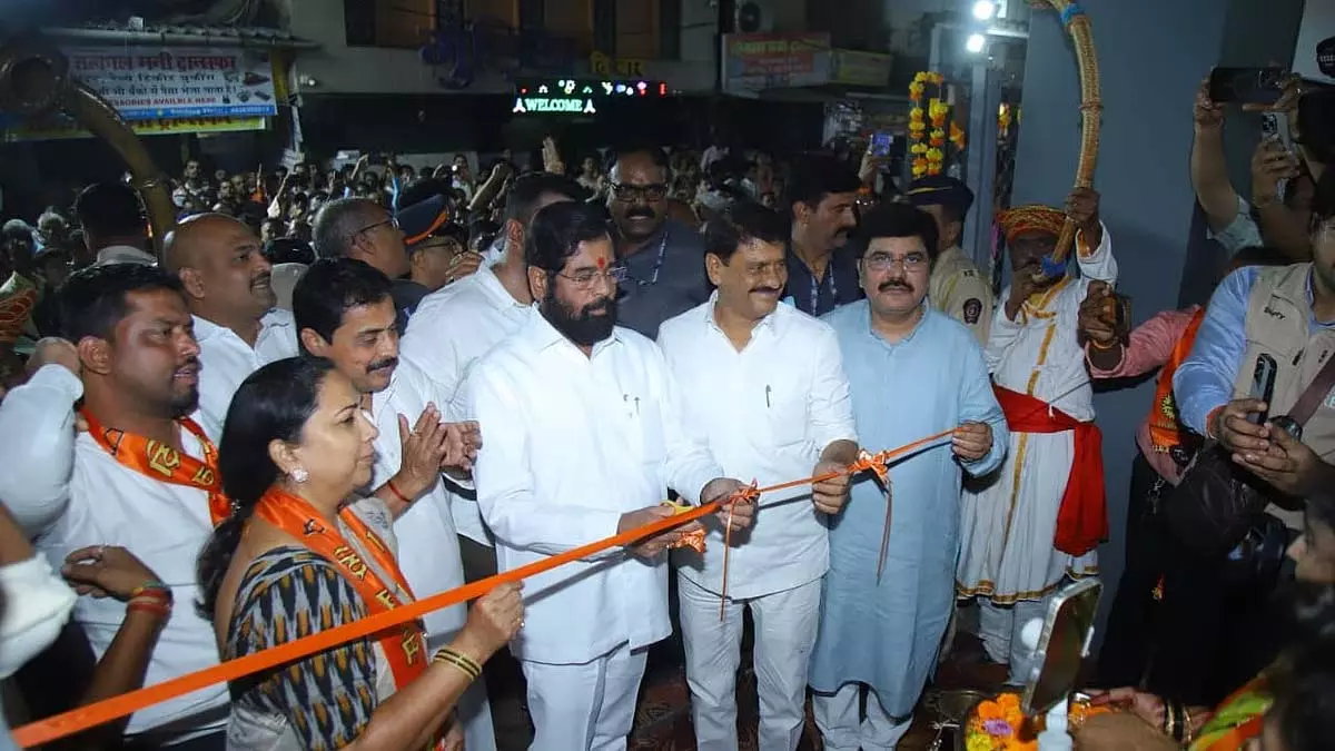 डिप्टी CM एकनाथ शिंदे ने माघठाणे में कई विकास कार्यों का उद्घाटन किया डिप्टी CM एकनाथ शिंदे ने माघठाणे में कई विकास कार्यों का उद्घाटन किया