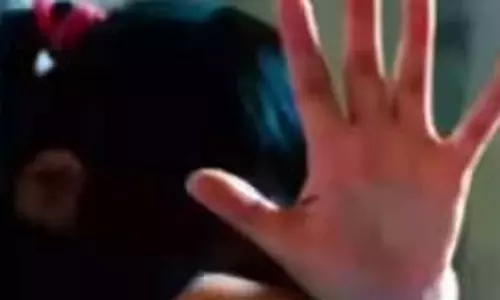 10वीं छात्र को पोर्न वीडियो देखने की चढ़ी लत, मासूम के साथ किया रेप 10वीं छात्र को पोर्न वीडियो देखने की चढ़ी लत, मासूम के साथ किया रेप