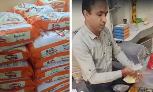 Indore : 2,754 किलोग्राम मिठाई जब्त, नमूने जांच के लिए भेजे गए Indore : 2,754 किलोग्राम मिठाई जब्त, नमूने जांच के लिए भेजे गए