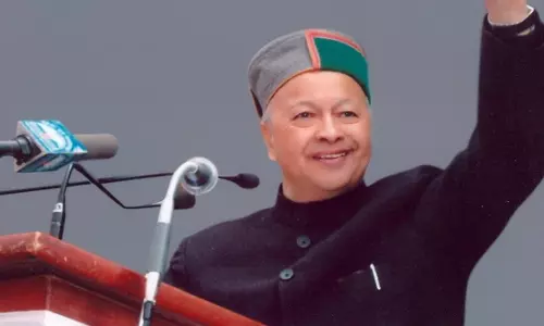 Shimla: जनता के दिलों में बसे वीरभद्र सिंह, उनके योगदानों की चर्चा Shimla: जनता के दिलों में बसे वीरभद्र सिंह, उनके योगदानों की चर्चा