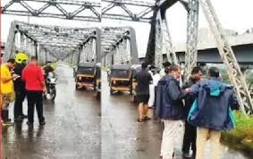 Taxi driver ने काशेली खाड़ी में कूदकर आत्महत्या की, संदेह