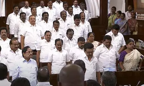 Tamil Nadu: संसद में करूर के पीड़ितों को श्रद्धांजलि दी गई Tamil Nadu: संसद में करूर के पीड़ितों को श्रद्धांजलि दी गई