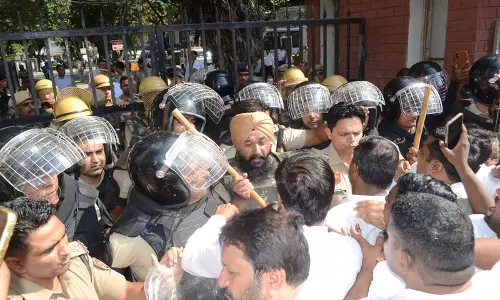IPS अधिकारी की आत्महत्या करनाल शहर में बड़े पैमाने पर विरोध प्रदर्शन