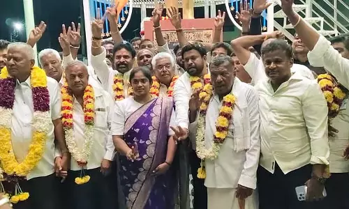 Karnataka ; गठबंधन कार्यकर्ताओं का विजय उत्सव Karnataka ; गठबंधन कार्यकर्ताओं का विजय उत्सव