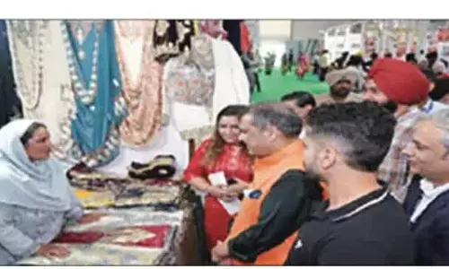 JKTPO ने सीआईआई चंडीगढ़ मेले में शिल्प कौशल और संस्कृति का प्रदर्शन किया
