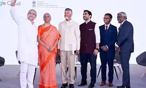 आईटी क्षेत्र की दिग्गज कंपनी गूगल विशाखापत्तनम में अपना केंद्र स्थापित कर रही : CM Naidu