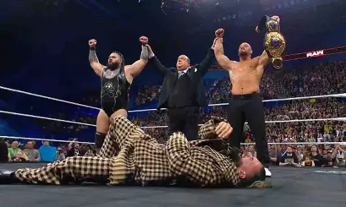 WWE रॉ में बड़ा ट्विस्ट: सैथ रॉलिंस से ब्रॉन ब्रेकर ने किया विश्वासघात