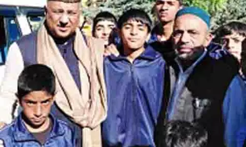 MP Khatana ने गुज्जर, बकरवाल बॉयज हॉस्टल डोडा का दौरा किया MP Khatana ने गुज्जर, बकरवाल बॉयज हॉस्टल डोडा का दौरा किया
