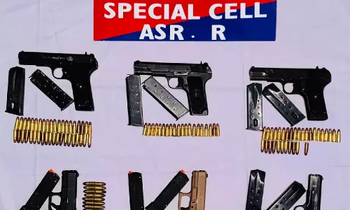 Punjab पुलिस ने कनाडा और पाकिस्तान से जुड़े तस्करी मॉड्यूल का भंडाफोड़ किया Punjab पुलिस ने कनाडा और पाकिस्तान से जुड़े तस्करी मॉड्यूल का भंडाफोड़ किया
