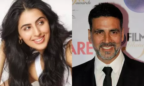 Akshay Kumar ने भतीजी सिमर की फिल्म इक्कीस को दी शुभकामनाएं Akshay Kumar ने भतीजी सिमर की फिल्म इक्कीस को दी शुभकामनाएं
