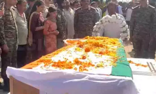 अरनिया के सैनिक की Ladakh में मौत, पूरे सैन्य सम्मान के साथ अंतिम संस्कार