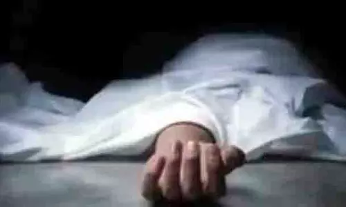JAMMU: बेहोशी की हालत में मिला व्यक्ति, इलाज के दौरान मौत JAMMU: बेहोशी की हालत में मिला व्यक्ति, इलाज के दौरान मौत