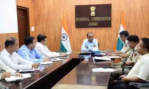 मंडलायुक्त ने Jammu में लगातार ट्रैफिक जाम पर चिंता व्यक्त की