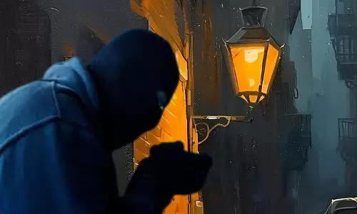 घर से भागने से पहले चोरों ने अंडे, चावल और एसी का आनंद लिया घर से भागने से पहले चोरों ने अंडे, चावल और एसी का आनंद लिया