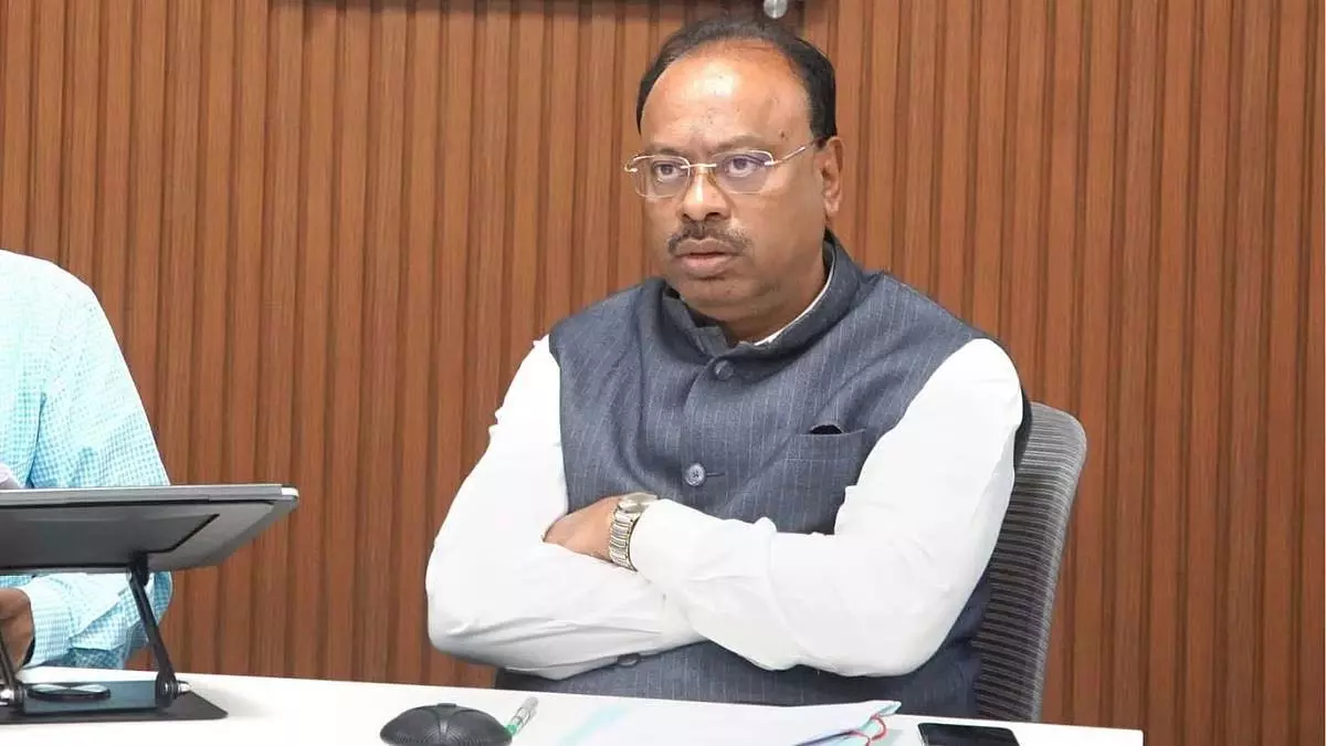 रेत घाटों की नीलामी 15 दिनों के अंदर की जाएगी: राजस्व मंत्री रेत घाटों की नीलामी 15 दिनों के अंदर की जाएगी: राजस्व मंत्री