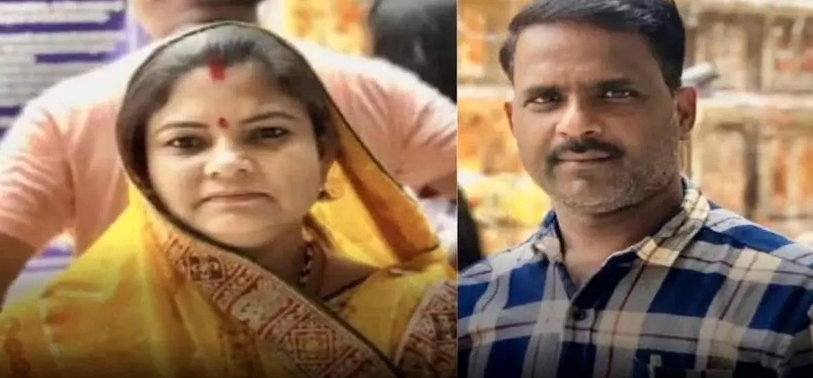 दूसरे की जमीन बेचकर पूर्व सरपंच और जनपद सदस्य फरार, तलाश में जुटी पुलिस दूसरे की जमीन बेचकर पूर्व सरपंच और जनपद सदस्य फरार, तलाश में जुटी पुलिस