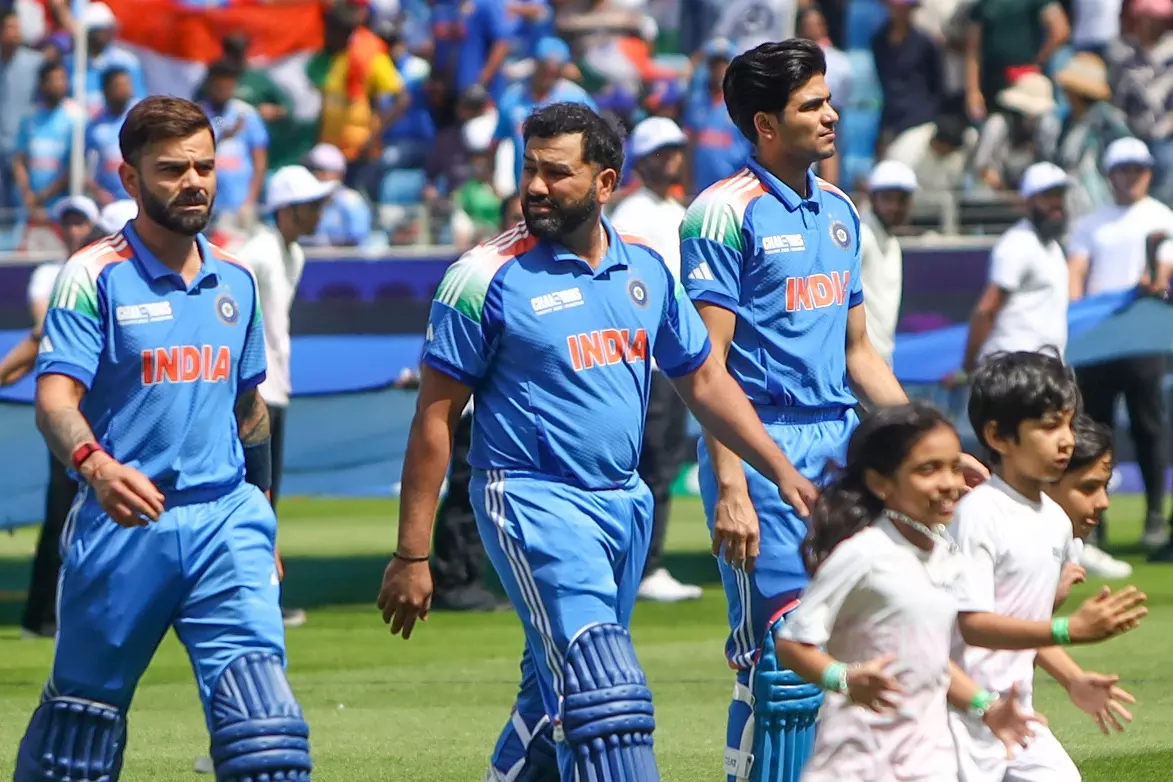 गिल, कोहली, रोहित और अन्य खिलाड़ी ऑस्ट्रेलिया रवाना गिल, कोहली, रोहित और अन्य खिलाड़ी ऑस्ट्रेलिया रवाना