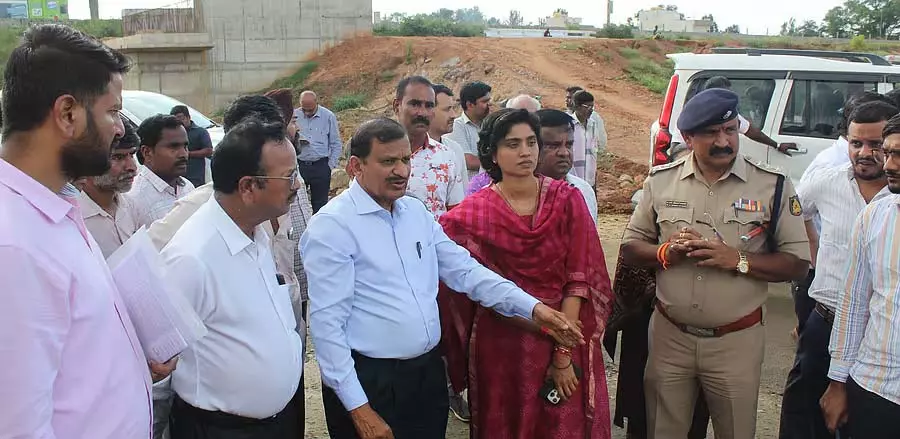 हाईवे के काम में तेज़ी लाई जानी चाहिए: MP Manjunath हाईवे के काम में तेज़ी लाई जानी चाहिए: MP Manjunath
