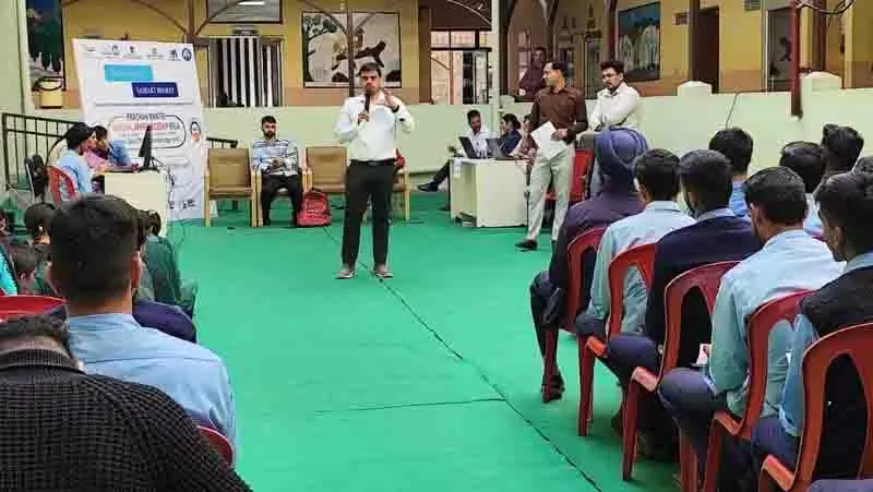 Himachal: उद्योग-तैयार, प्रशिक्षुता मेला छात्रों को सफलता के लिए तैयार Himachal: उद्योग-तैयार, प्रशिक्षुता मेला छात्रों को सफलता के लिए तैयार