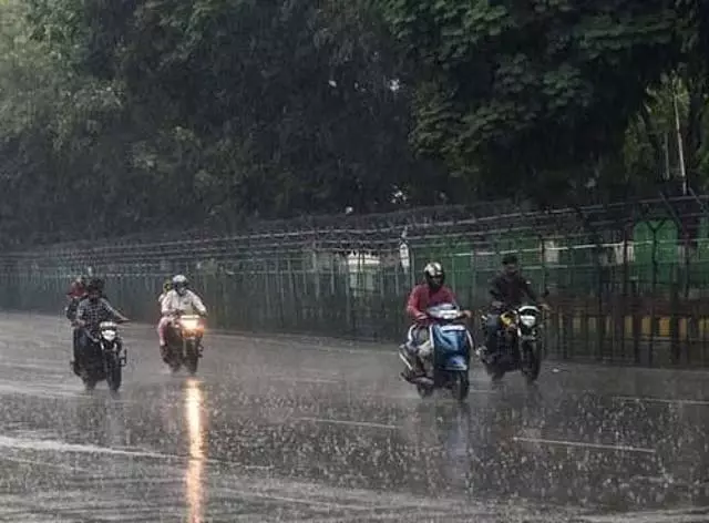 Tamil Nadu: अगले 24 घंटों में उत्तर-पूर्व मानसून Tamil Nadu: अगले 24 घंटों में उत्तर-पूर्व मानसून